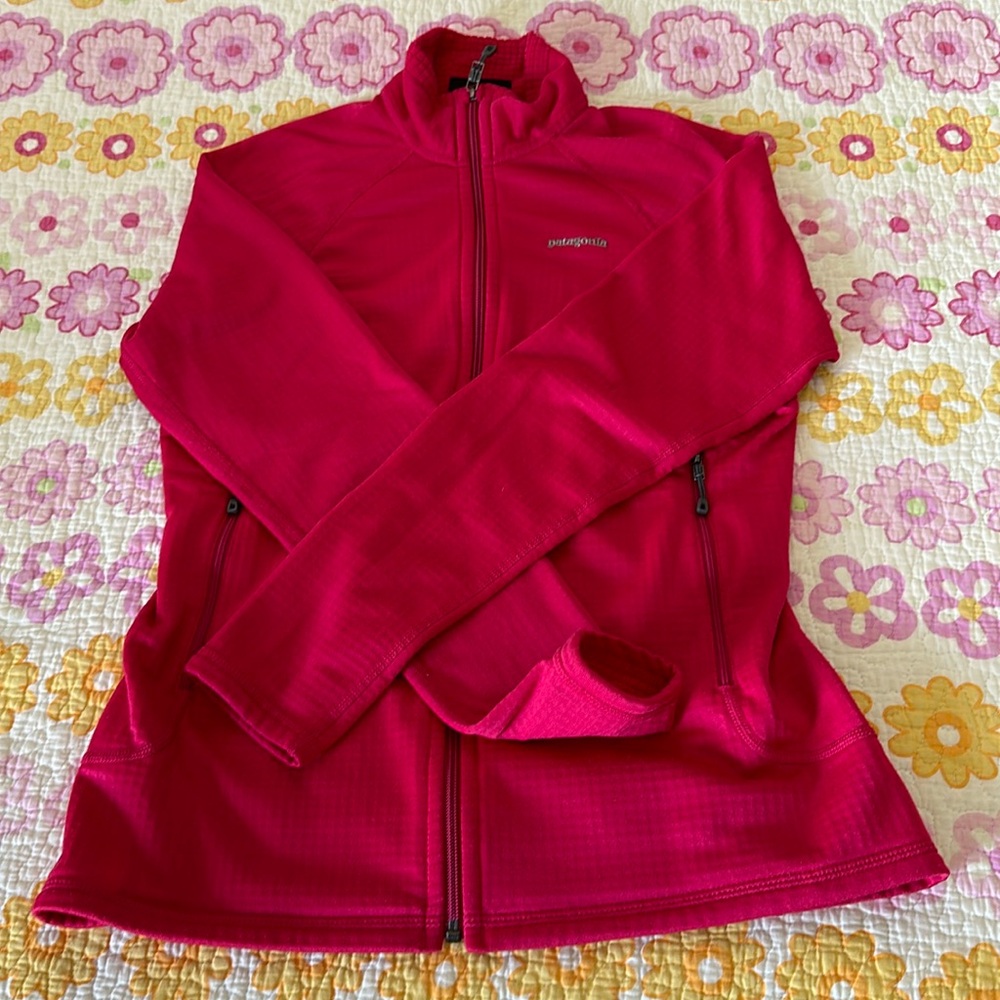 Patagonia Women's Bright Red Full-Zip Jacket